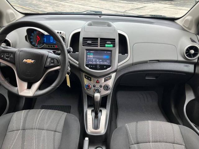 Photo of 2014 Blue Chevrolet Sonic