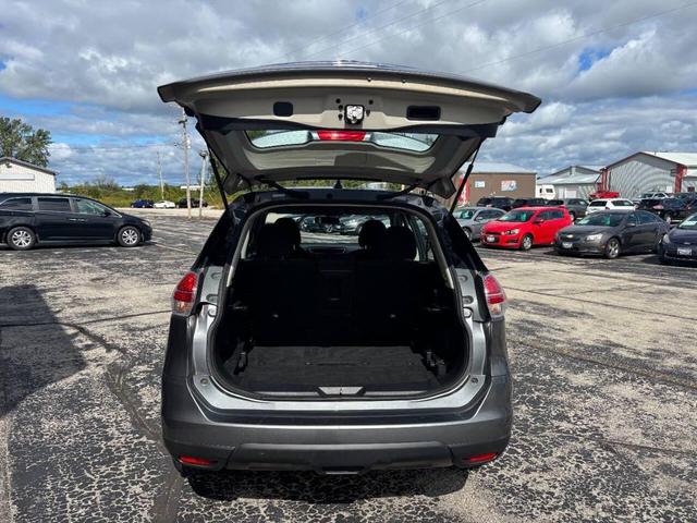 Photo of 2015 Gun Metallic Nissan Rogue