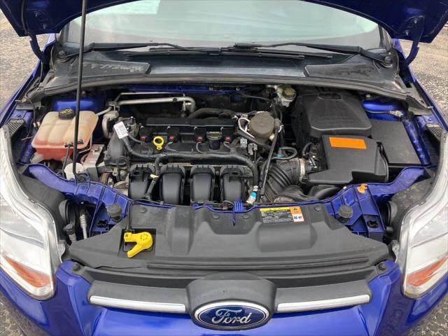 Photo of 2013 Blue Ford Focus
