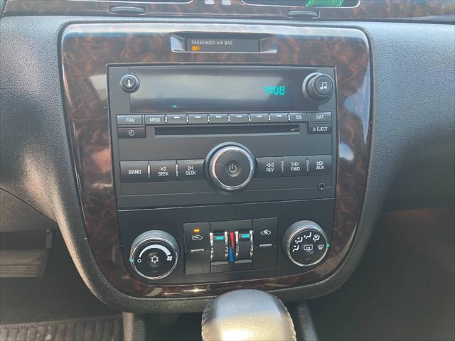 Photo of 2014 Silver Ice Metallic Chevrolet Impala Limited