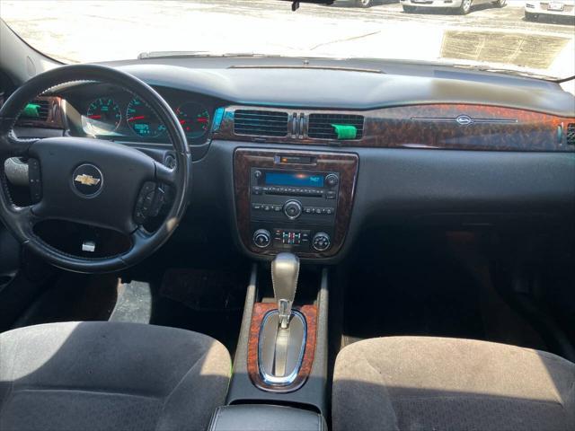 Photo of 2014 Silver Ice Metallic Chevrolet Impala Limited