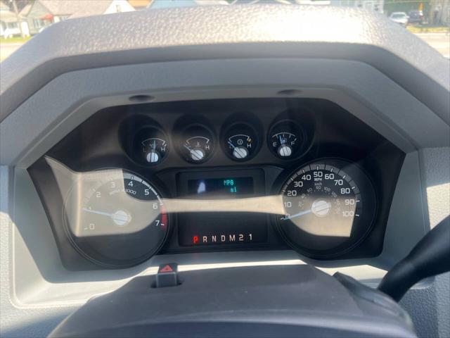 Photo of 2013 Oxford White Ford F-250