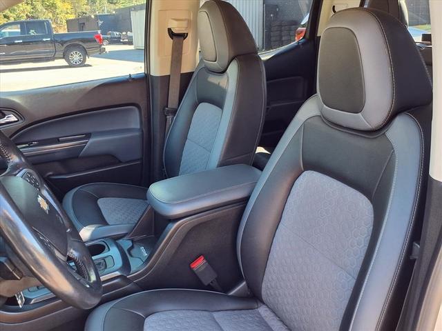 Photo of 2019 Silver Ice Metallic Chevrolet Colorado