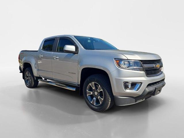 Photo of 2019 Silver Ice Metallic Chevrolet Colorado