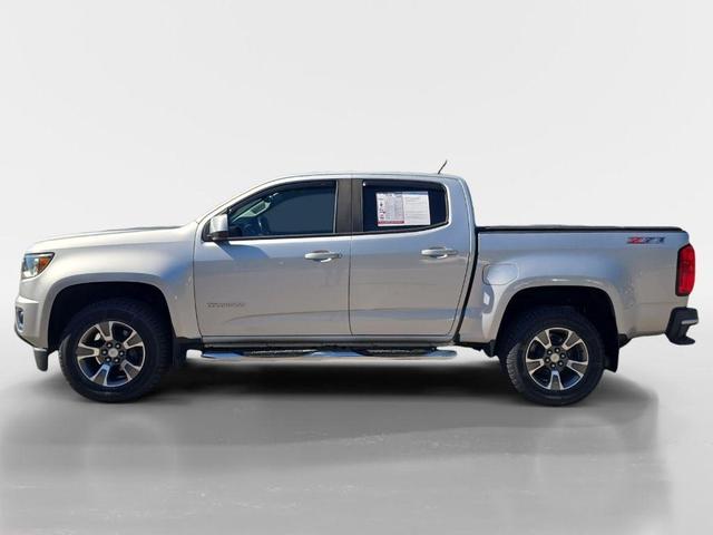 Photo of 2019 Silver Ice Metallic Chevrolet Colorado