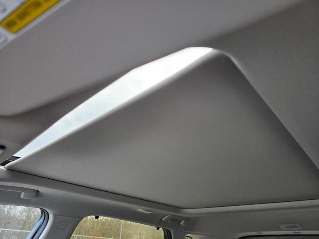 Photo of 2025 Black Nissan Rogue
