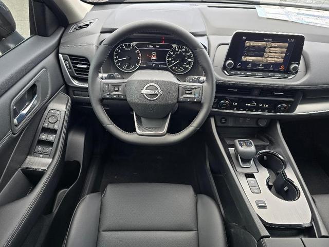 Photo of 2025 Black Nissan Rogue