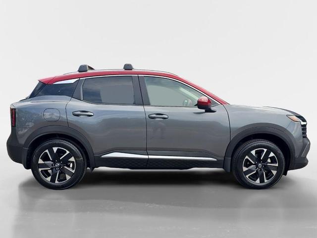Photo of 2025 2t Gun Red Roof Nissan Kicks