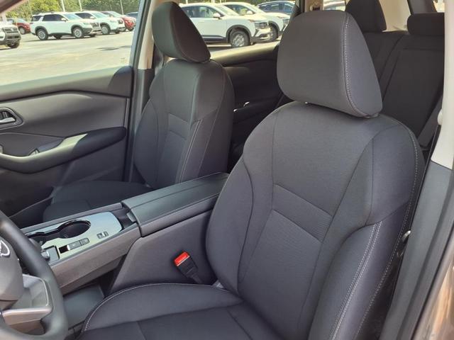 Photo of 2026 Gun Metallic Nissan Rogue