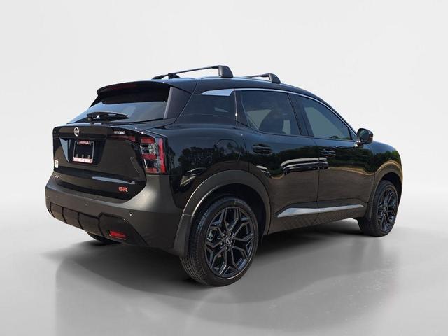 Photo of 2025 Super Black Nissan Kicks