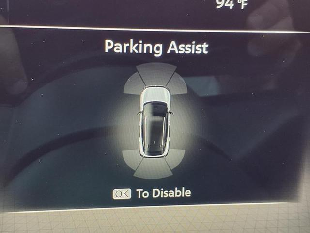 Photo of 2025 Super Black Nissan Kicks