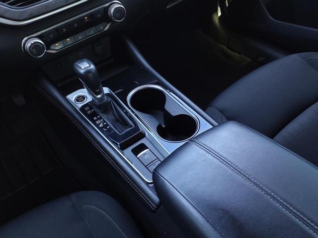 Photo of 2023 Black Nissan Altima