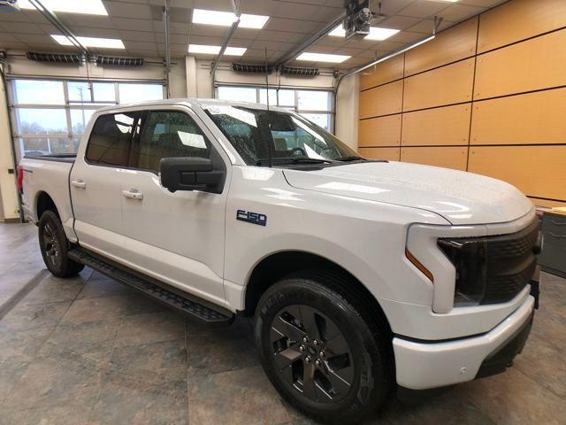 Photo of 2025 Space White Metallic Ford F-150 Lightning