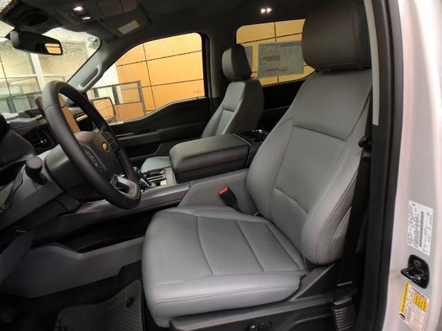 Photo of 2025 Space White Metallic Ford F-150 Lightning