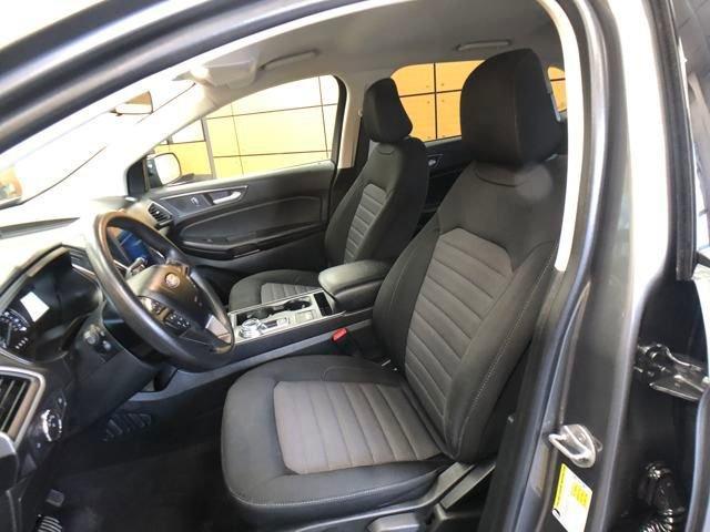 Photo of 2022 Carbonized Gray Metallic Ford Edge