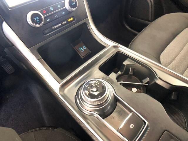 Photo of 2022 Carbonized Gray Metallic Ford Edge