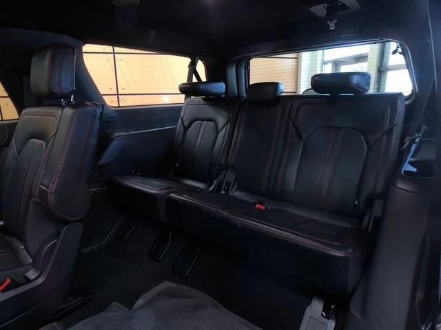 Photo of 2024 Black Metallic Ford Expedition Max