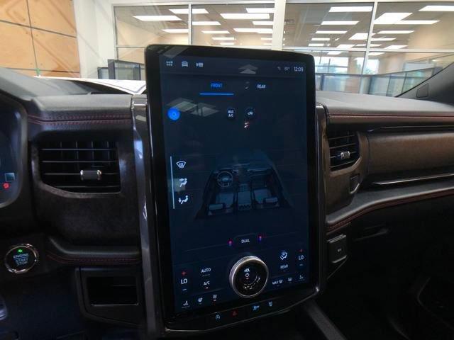 Photo of 2024 Black Metallic Ford Expedition Max