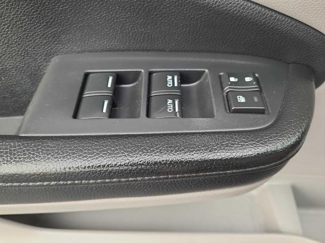 Photo of 2017 BLACK Honda Pilot