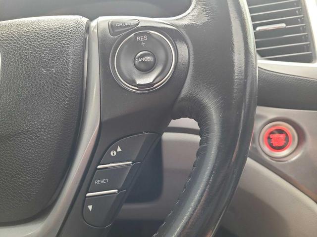 Photo of 2017 BLACK Honda Pilot