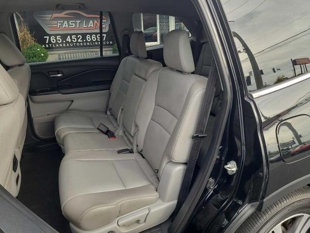 Photo of 2017 BLACK Honda Pilot