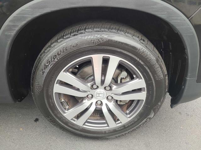 Photo of 2017 BLACK Honda Pilot