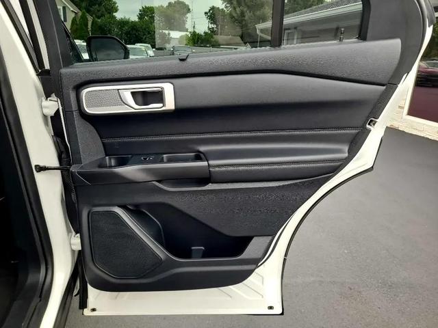 Photo of 2020 WHITE Ford Explorer