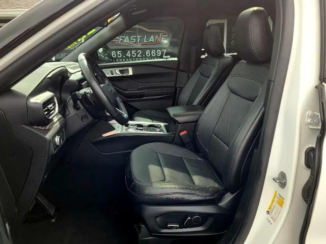Photo of 2020 WHITE Ford Explorer