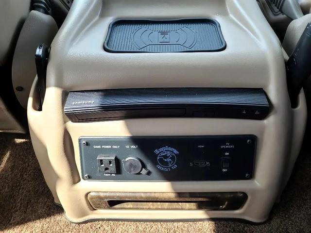 Photo of 2019 Summit White GMC Savana 2500