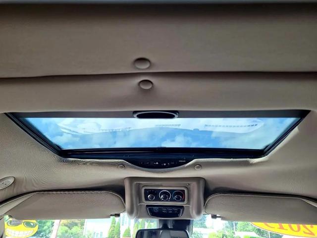 Photo of 2019 Summit White GMC Savana 2500