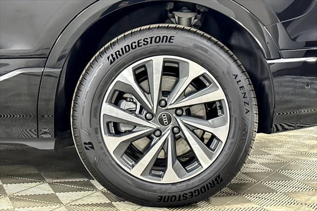 Photo of 2025 Mythos Black Metallic Audi Q6 e-tron