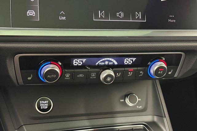 Photo of 2025 Mythos Black Metallic Audi Q3