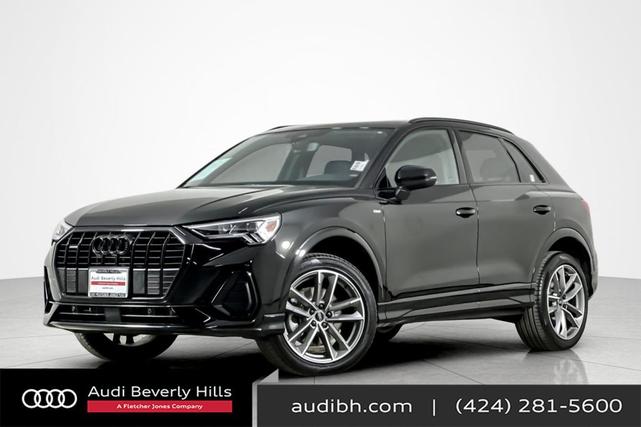 Photo of 2025 Mythos Black Metallic Audi Q3