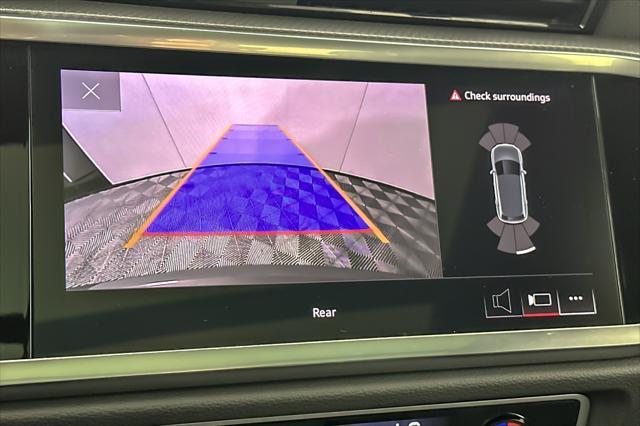 Photo of 2024 Chronos Gray Metallic Audi Q3