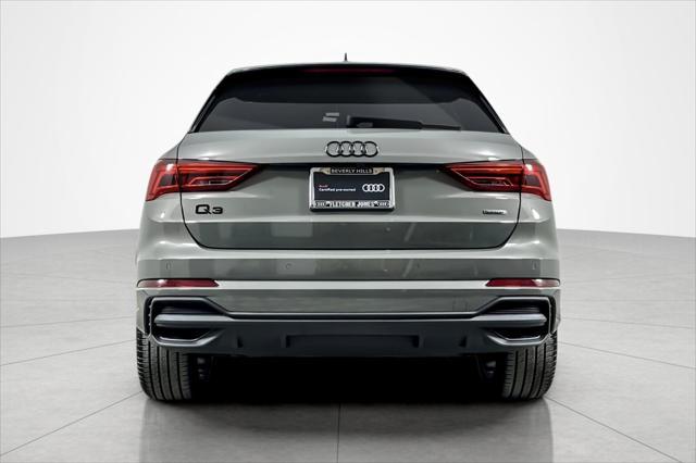 Photo of 2024 Chronos Gray Metallic Audi Q3