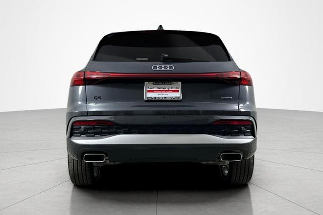Photo of 2025 Tambora Gray Metallic Audi Q5
