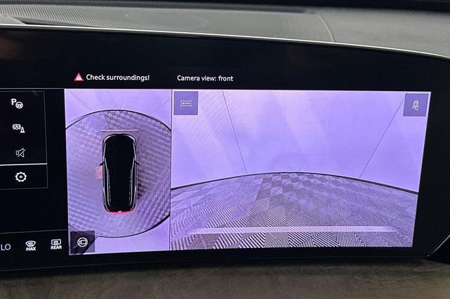 Photo of 2025 Glacier White Metallic Audi Q5