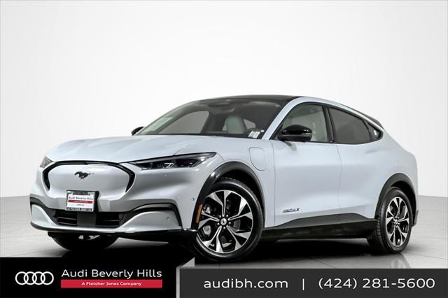 Photo of 2021 SPACE WHITE Ford Mustang Mach-E