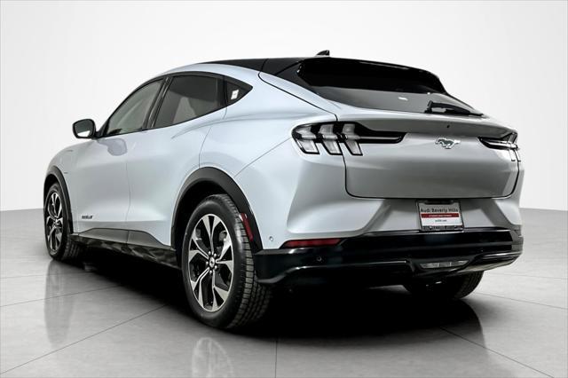 Photo of 2021 SPACE WHITE Ford Mustang Mach-E