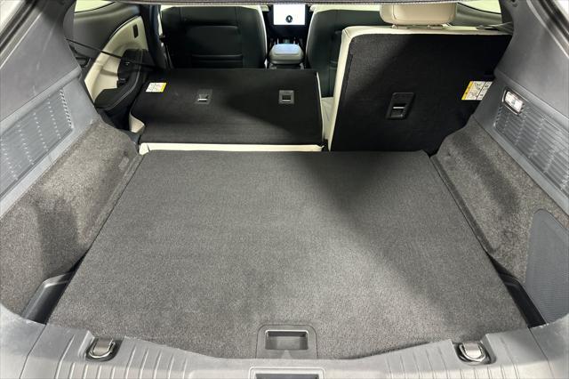Photo of 2021 SPACE WHITE Ford Mustang Mach-E