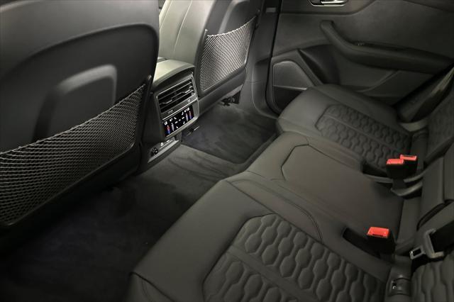 Photo of 2025 Mythos Black Metallic Audi RS Q8