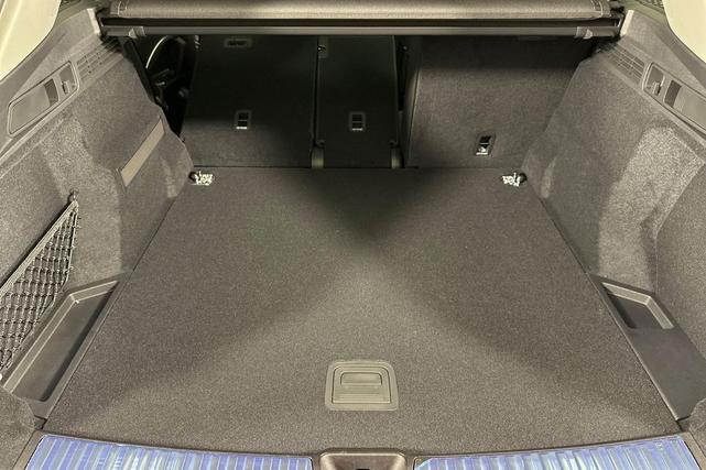 Photo of 2025 Tambora Gray Metallic Audi Q5