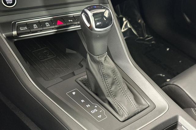 Photo of 2025 Mythos Black Metallic Audi Q3