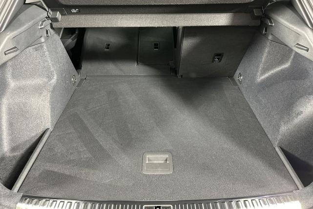 Photo of 2025 Mythos Black Metallic Audi Q3