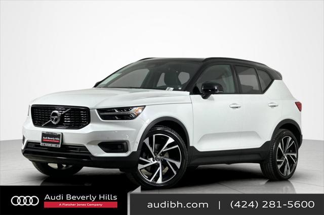 2022 Volvo XC40