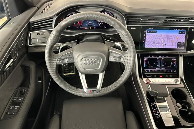 Photo of 2025 Daytona Gray Pearl Effect Audi RS Q8