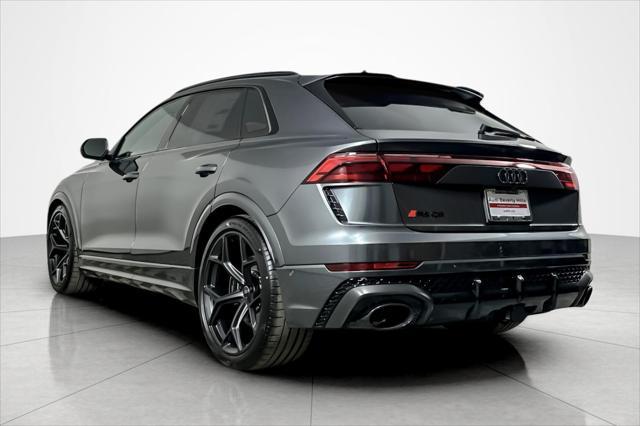 Photo of 2025 Daytona Gray Pearl Effect Audi RS Q8