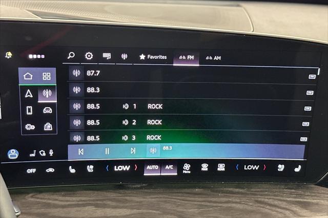 Photo of 2025 Tambora Gray Metallic Audi Q5