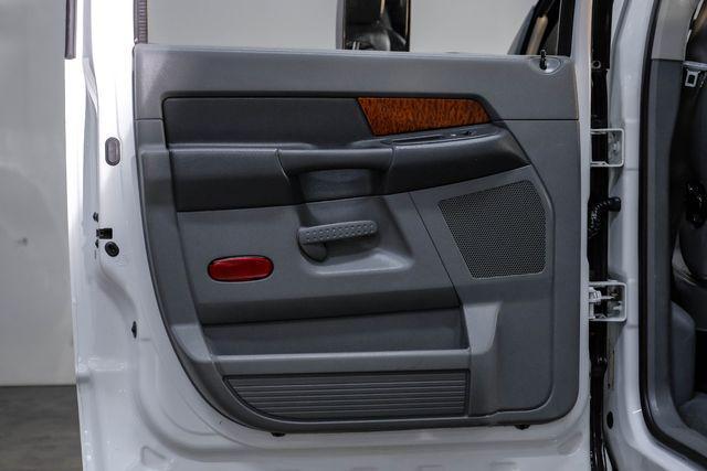Photo of 2007 White Dodge Ram 2500