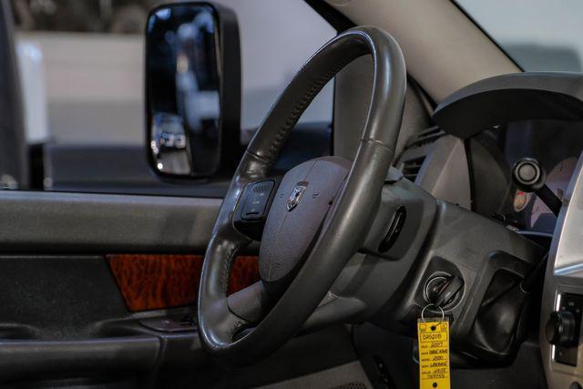 Photo of 2007 White Dodge Ram 2500